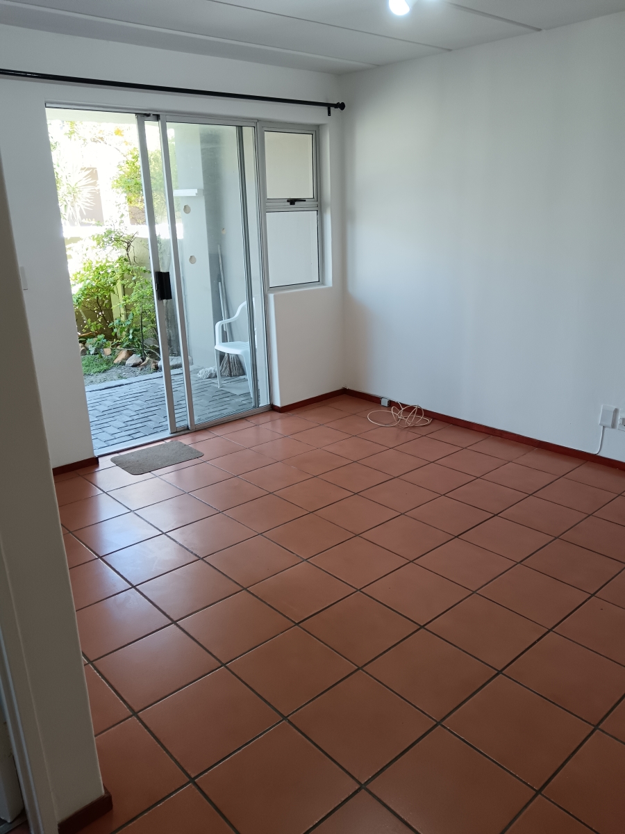 To Let 2 Bedroom Property for Rent in West Beach Western Cape